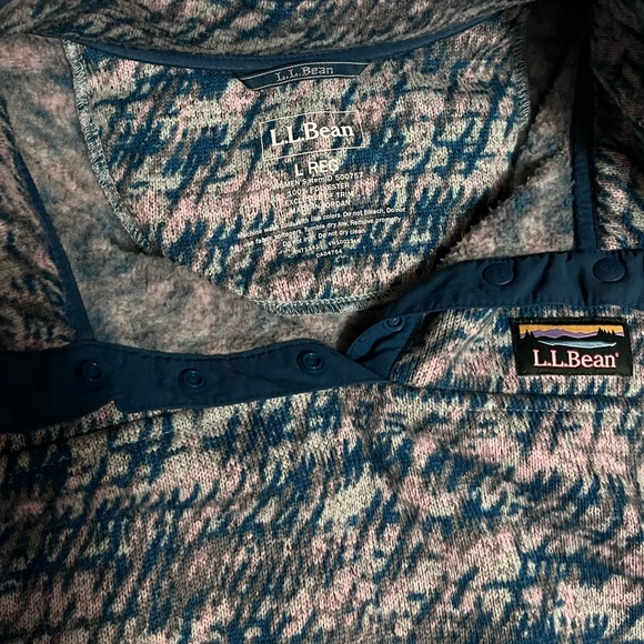 LL Bean Pullover - Picture 3 of 4